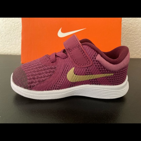 NEW NIKE REVOLUTION 4 SNEAKERS 4C GIRLS TODDLER CHILDREN INFANT SHOES BABY - Picture 10 of 16